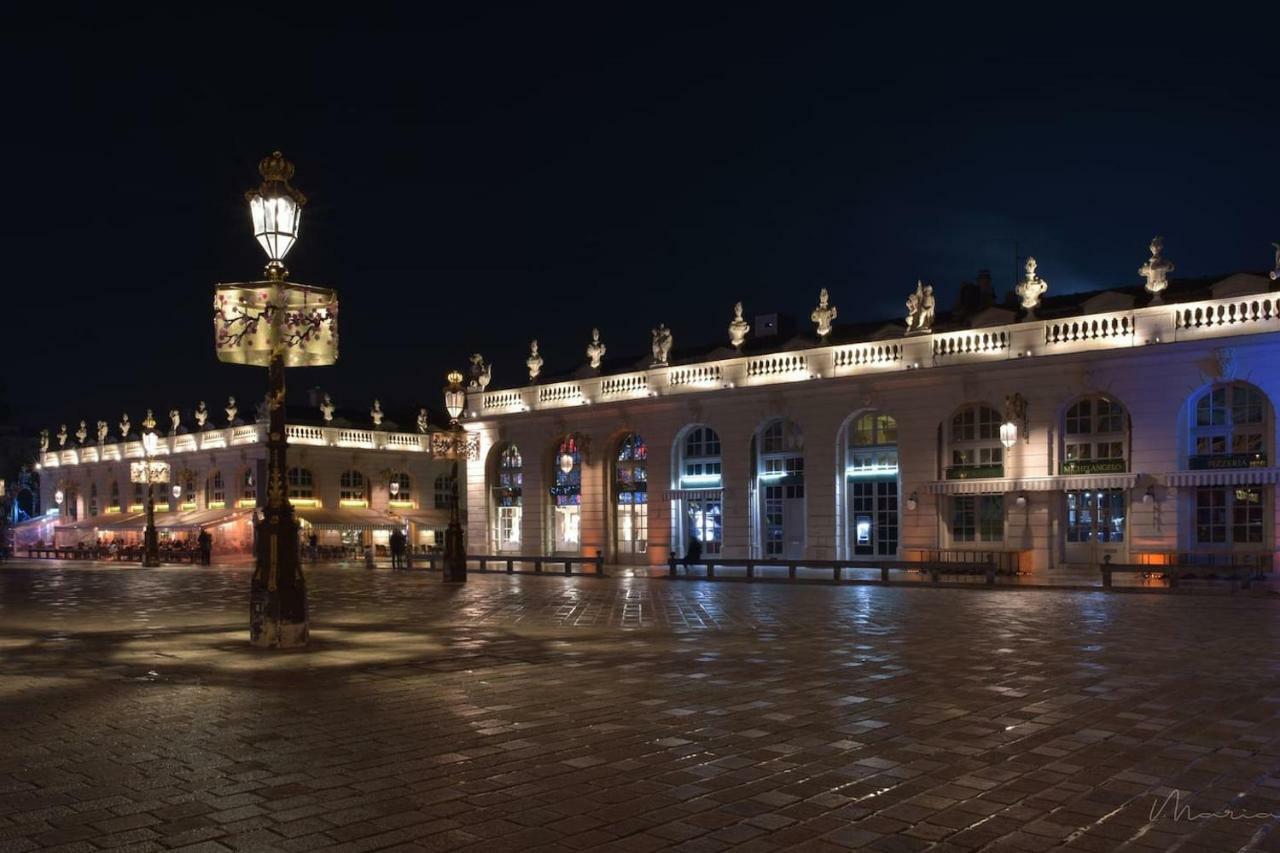 La Duchesse - Loveroom Moonlove Place Stanislas Нанси Екстериор снимка